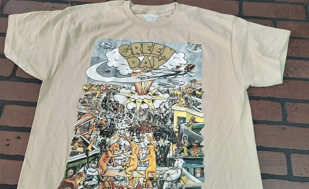 GREEN DAY - 2024 Dookie Tan T-shirt ~Never Worn~ L XL graphic t-shirt — Mac's Retro Hub