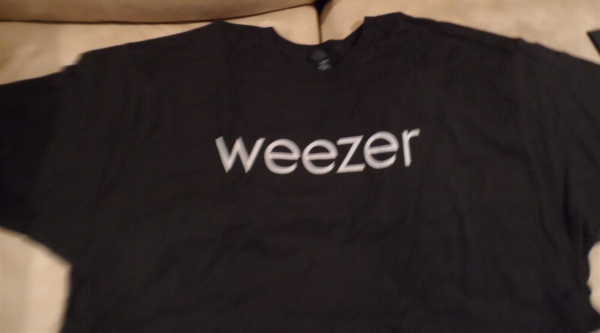 WEEZER - Logo Girls Black T-shirt ~Never Worn~ L XL graphic t-shirt — Mac's Retro Hub