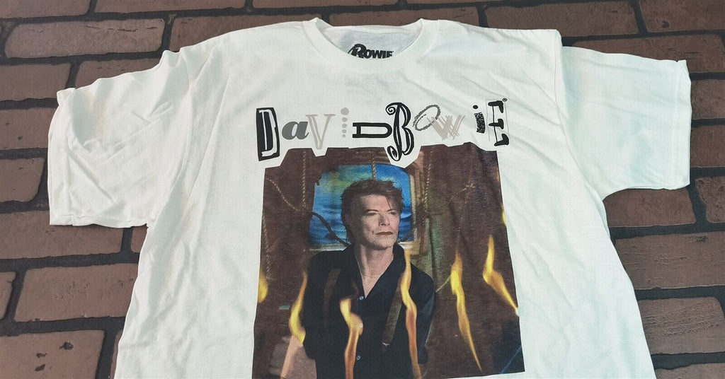 DAVID BOWIE - Retro White T-shirt ~Never Worn~ S M L XL graphic t-shirt — Mac's Retro Hub