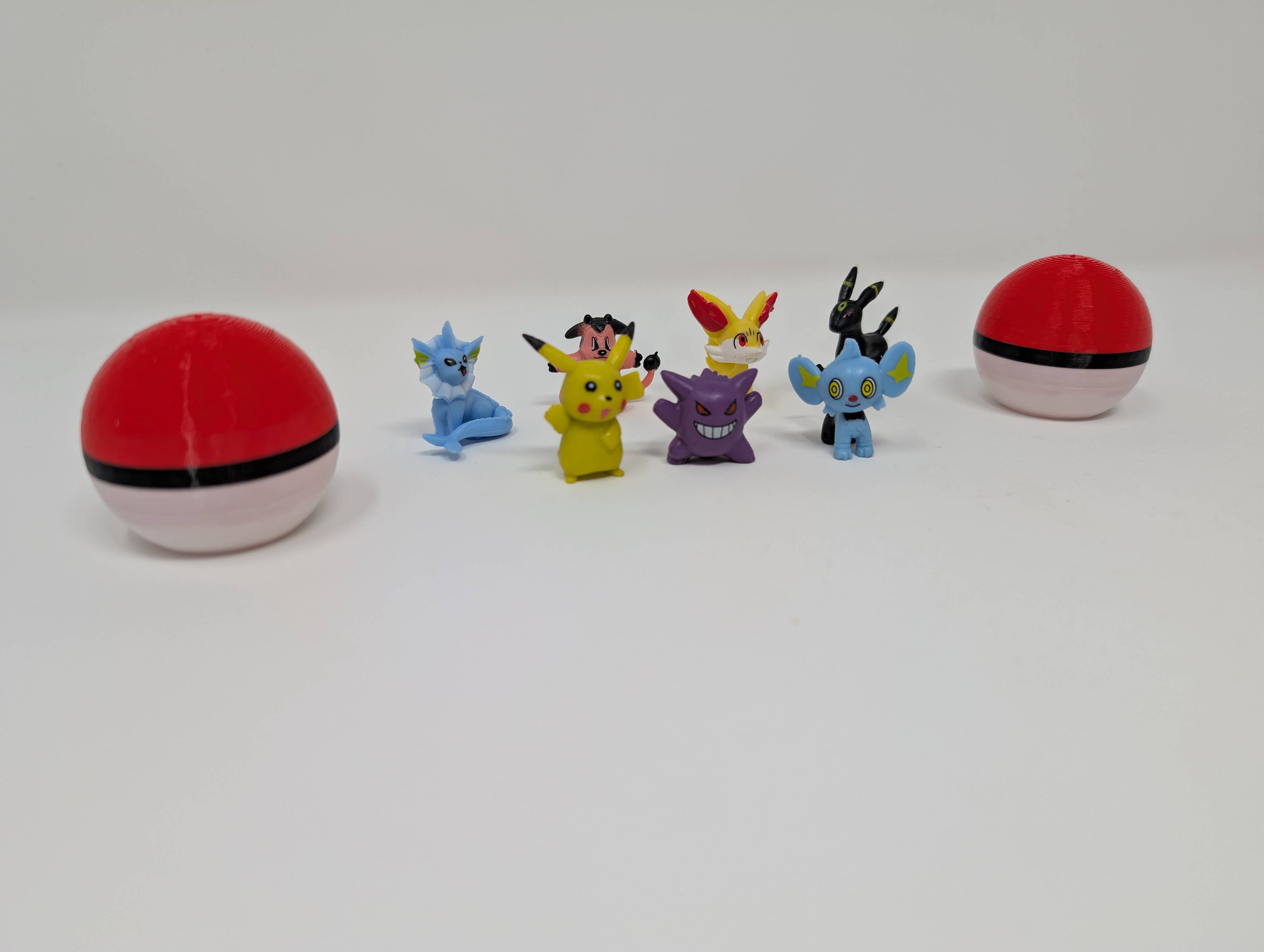 Mystery Pokémon Figurines - Crackable Pokéballs
