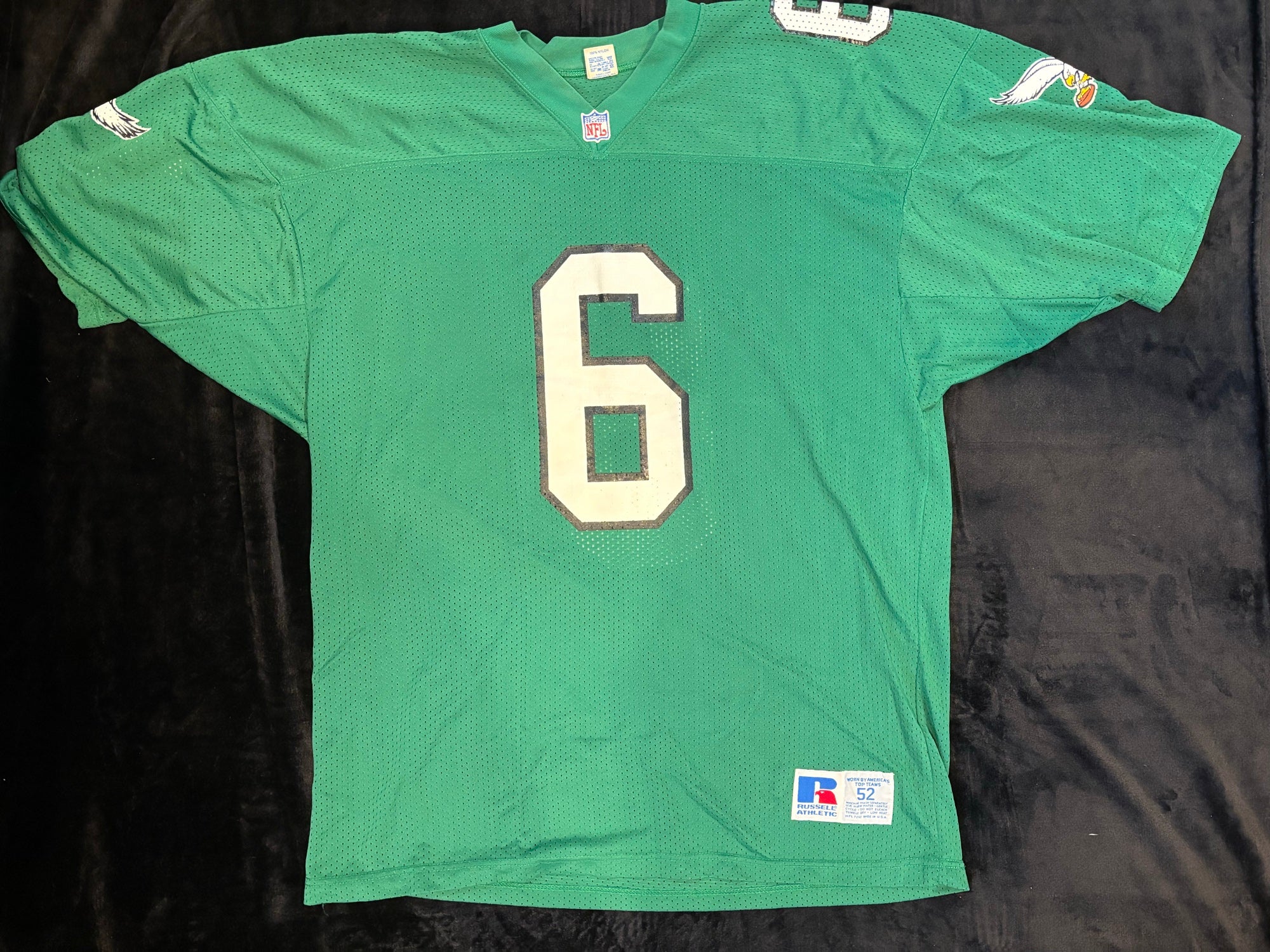 Vintage Philadelphia Eagles kelly green Russell Athletic authentic jersey 6 winged logo size 52 front
