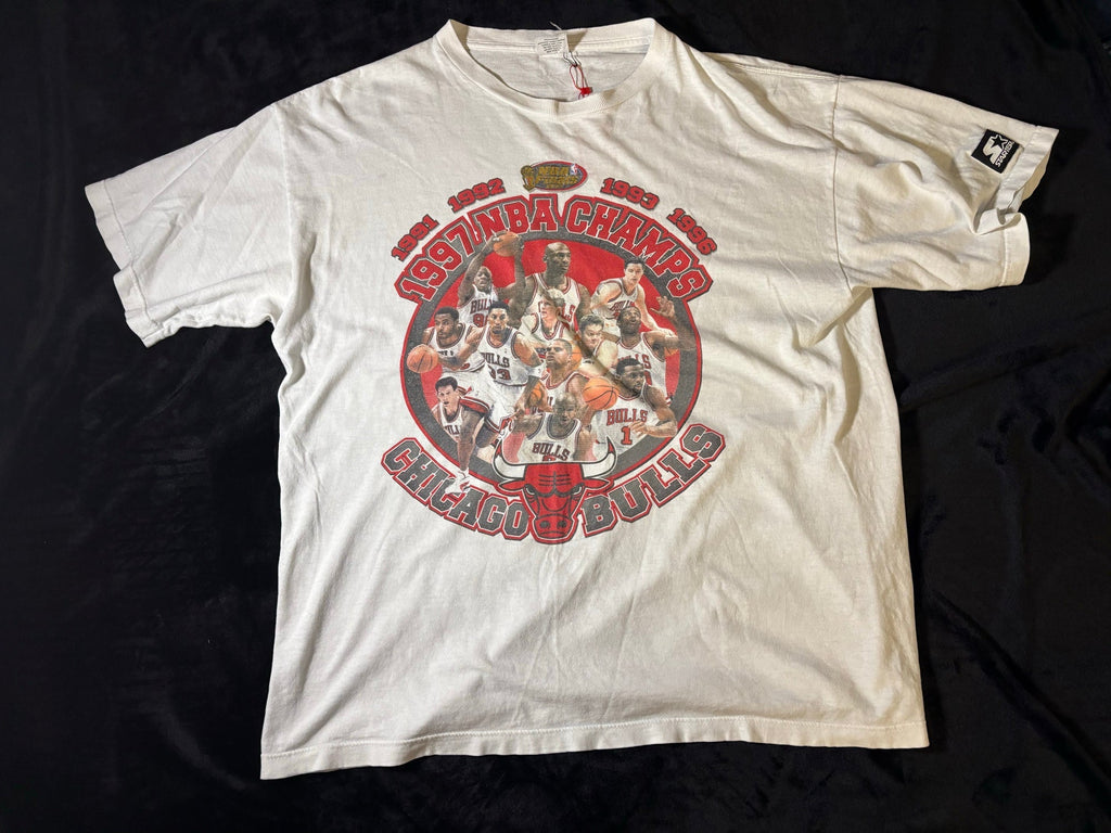 1997 Starter Bulls Team Photo tee